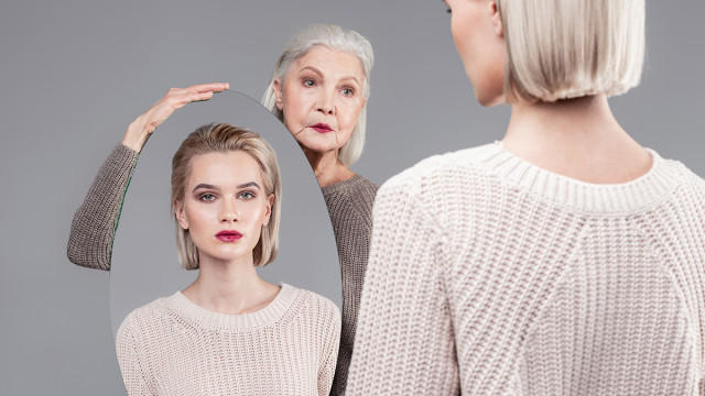 Что нужно делать женщине для продления молодости?