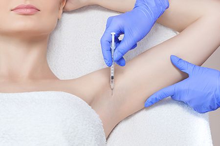 Как избавиться от потливости подмышек