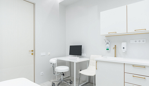 Клиника Лазерный Доктор на Коломяжском проспекте, д.11